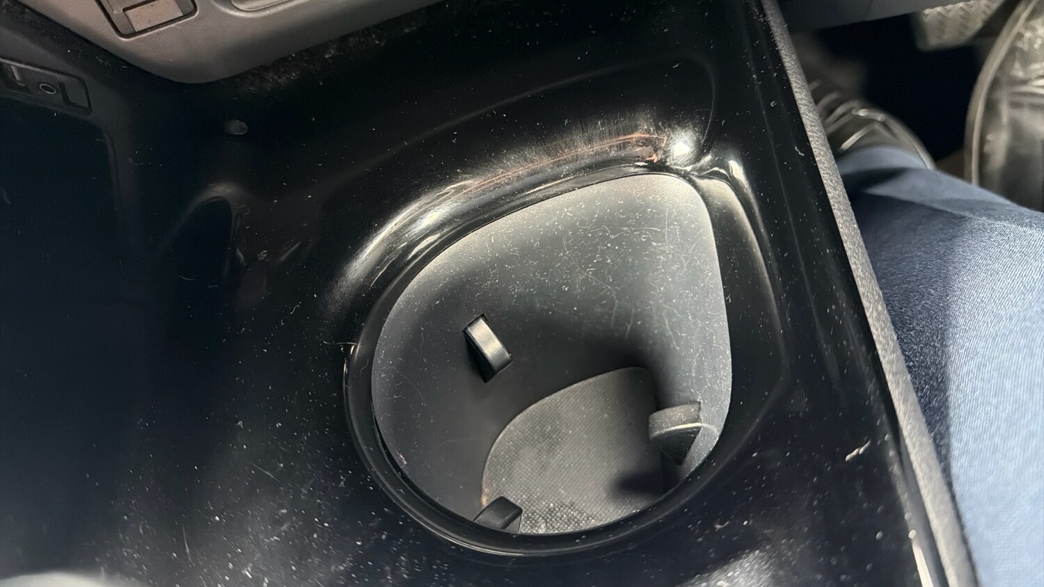 Used Toyota C-HR 2019 for sale - 78078037: Photo 41