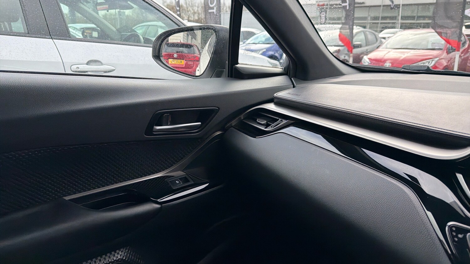 Used Toyota C-HR 2019 for sale - 78078037: Photo 43