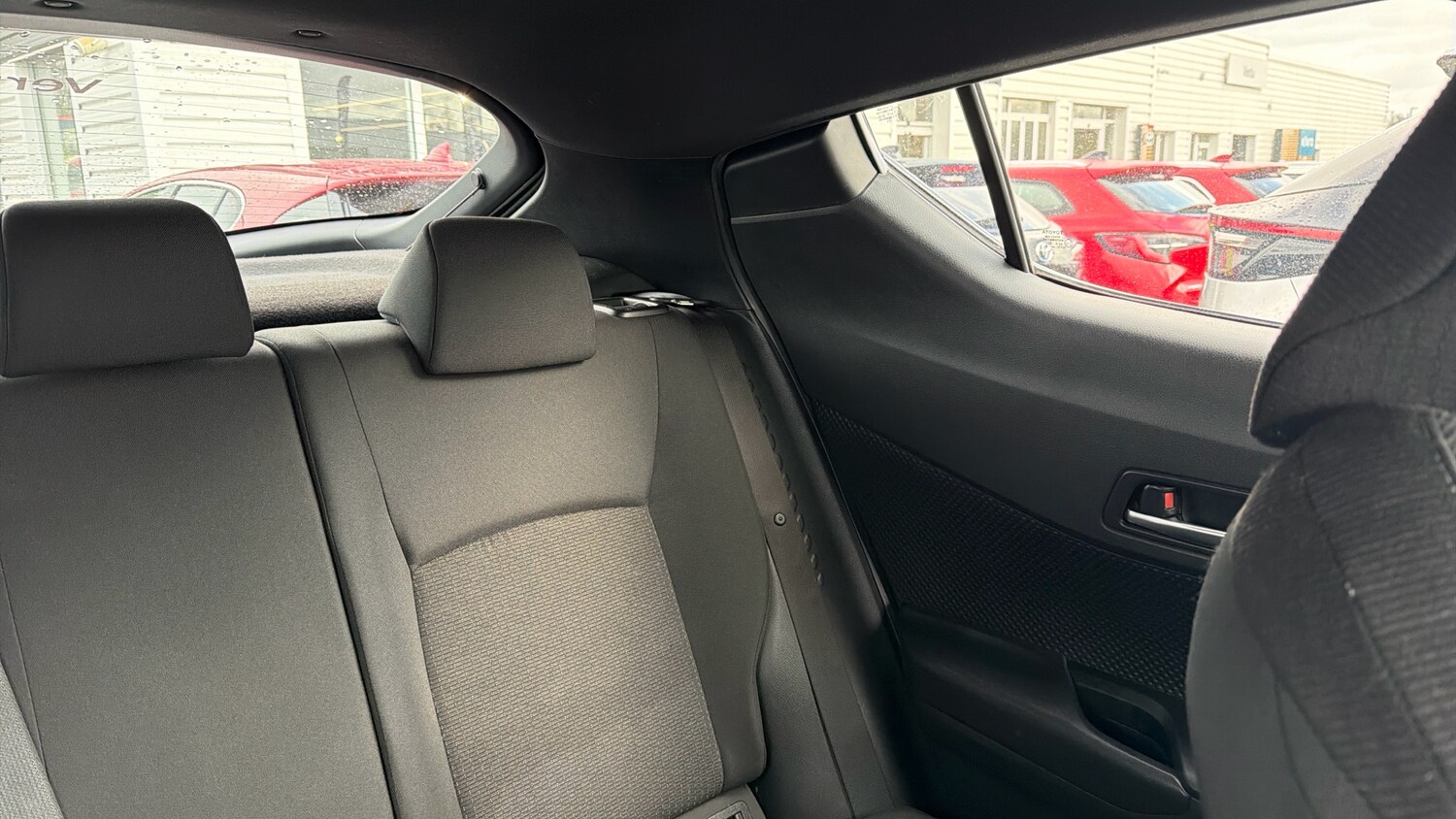 Used Toyota C-HR 2019 for sale - 78078037: Photo 44