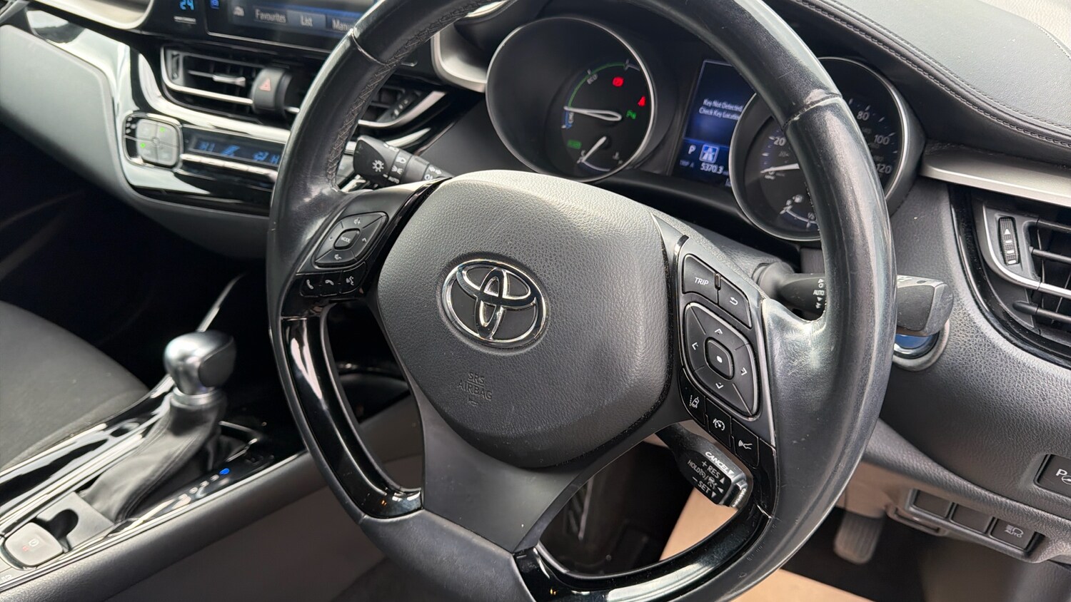 Used Toyota C-HR 2019 for sale - 78078037: Photo 8