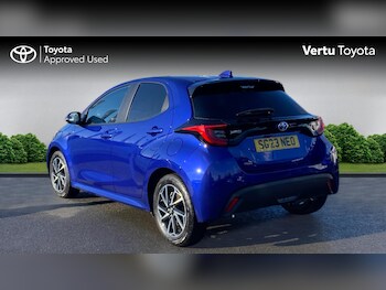 Used Toyota Yaris 2023 for sale - 77729688: Photo