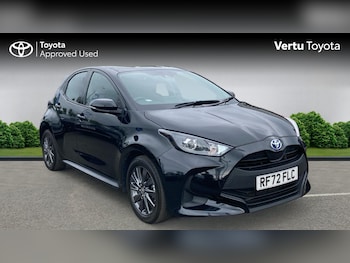 Used Toyota Yaris 2023 for sale - 79514320: Photo