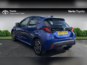 Used Toyota Yaris 2023 for sale - 79810303: Photo
