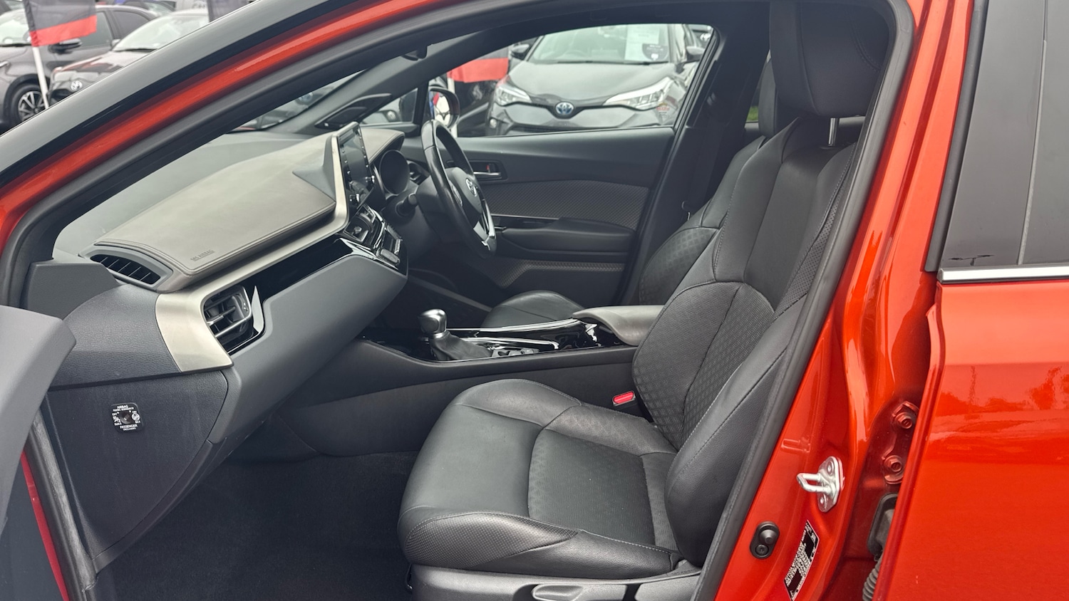 Used Toyota C-HR 2021 for sale - 76233055: Photo 10