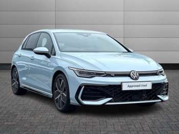2025 - MK8 Facelift 1.5 eTSI (150ps) R-Line DSG Automatic 5-Door