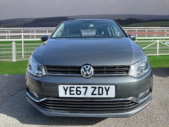 Used Volkswagen Polo 2017 for sale - 77665390: Photo