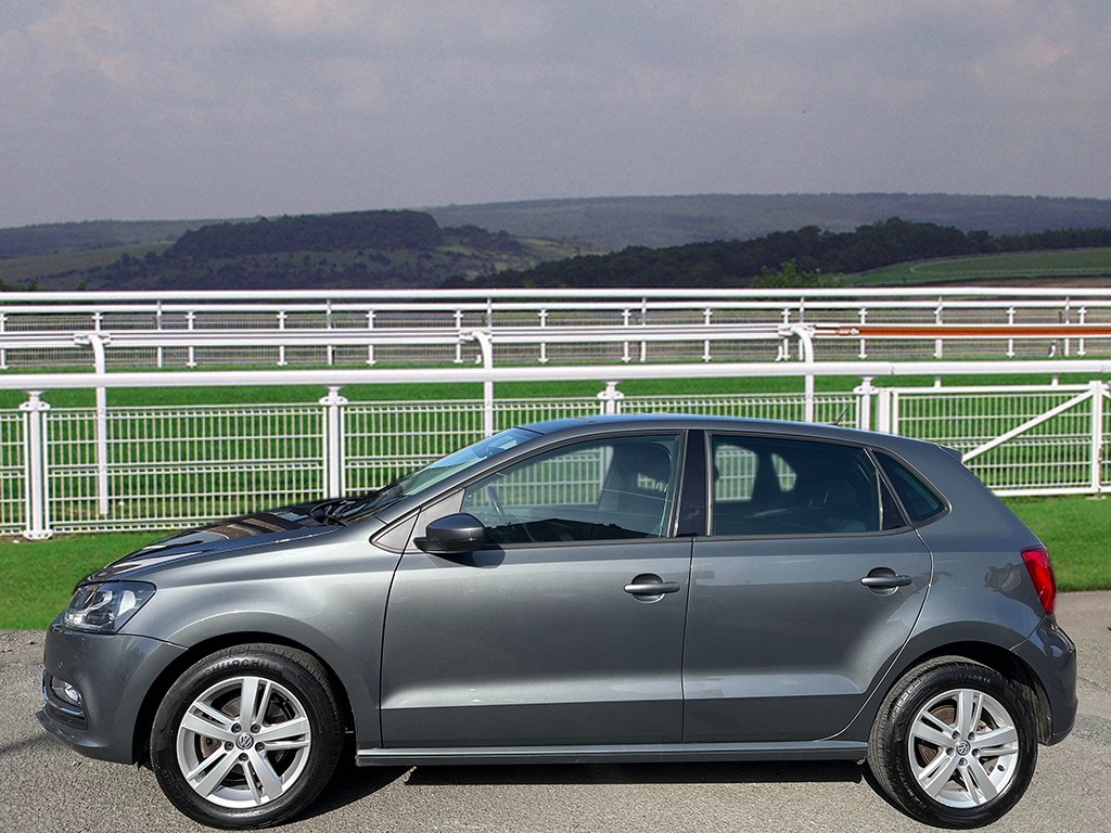 Used Volkswagen Polo 2017 for sale - 77665390: Photo 4