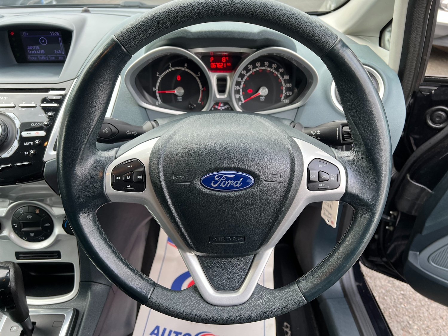 Used Ford Fiesta 2011 for sale - 76544419: Photo 13