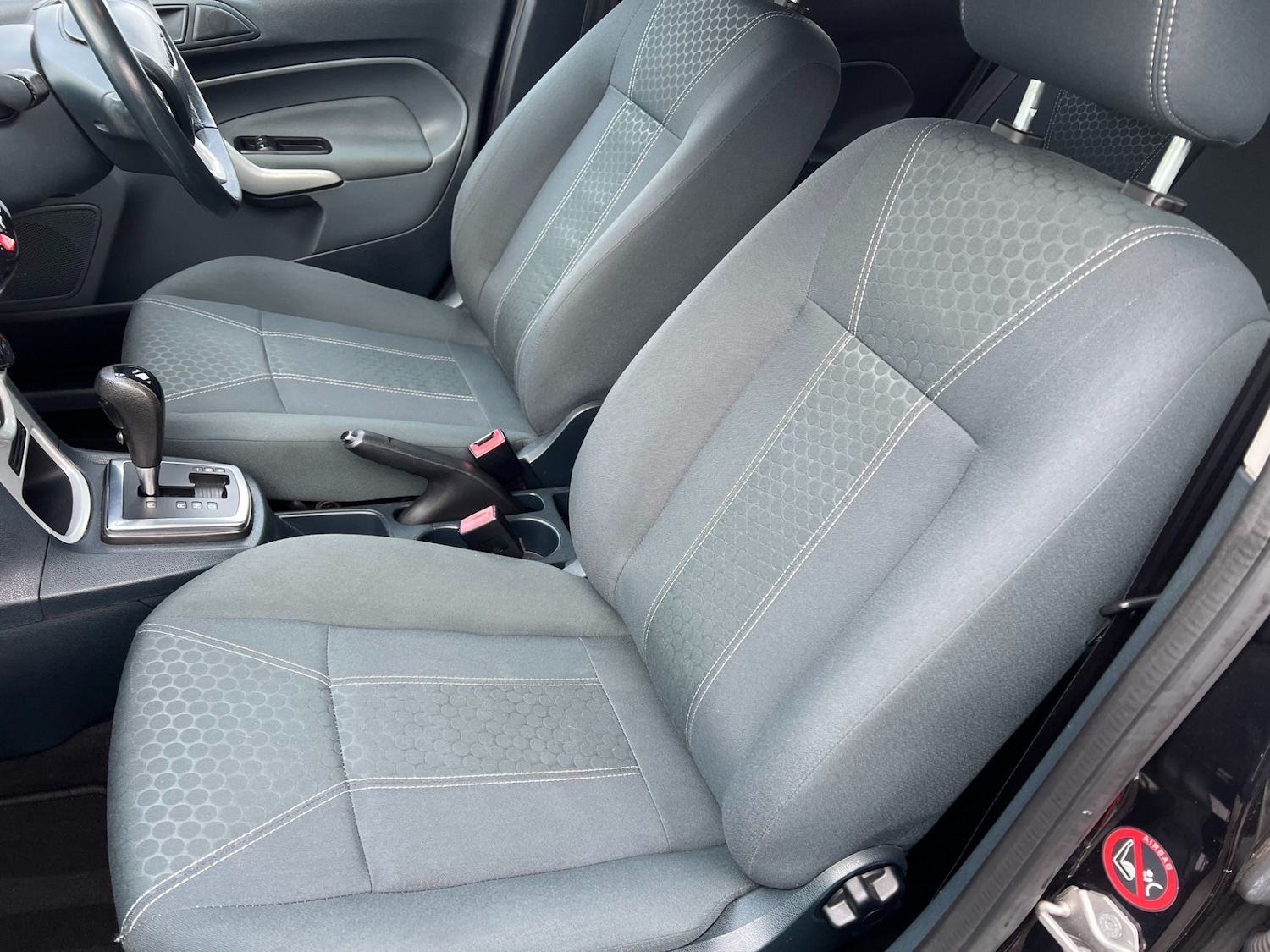 Used Ford Fiesta 2011 for sale - 76544419: Photo 23