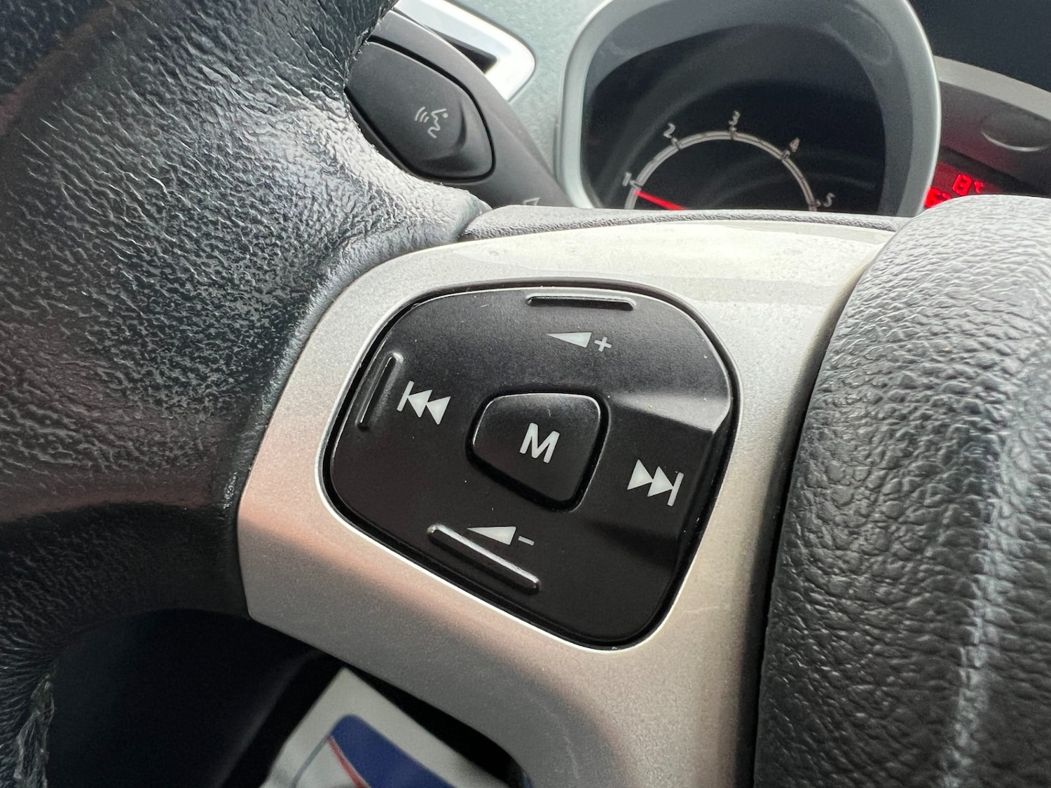 Used Ford Fiesta 2011 for sale - 76544419: Photo 26