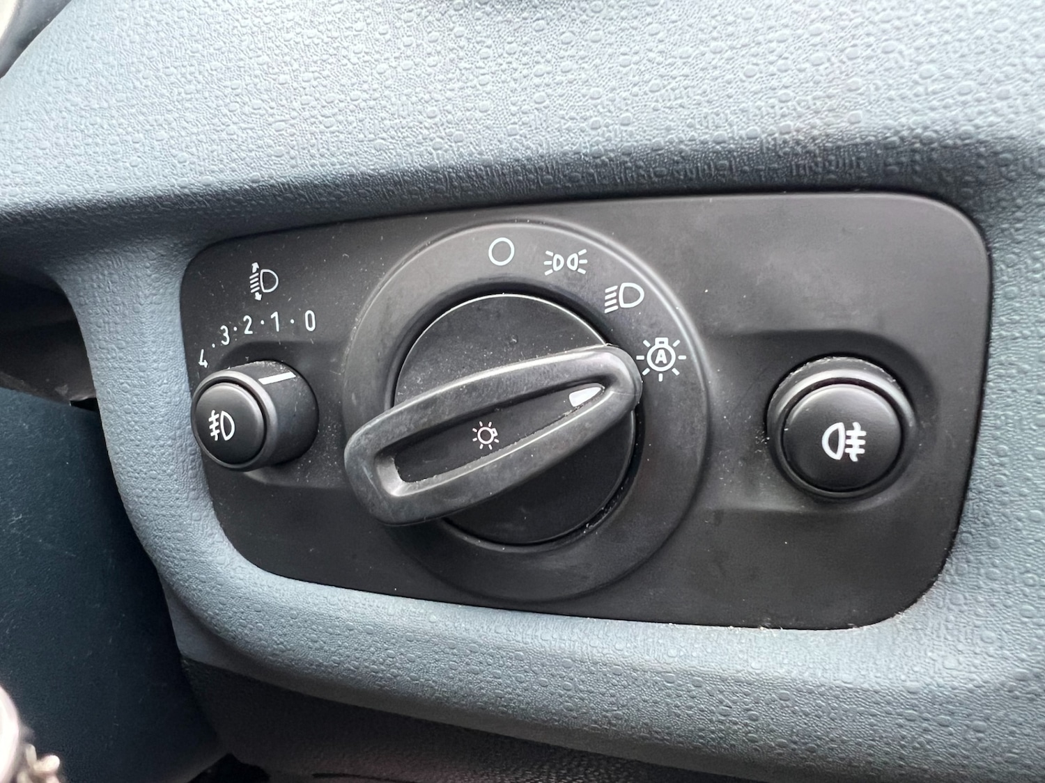 Used Ford Fiesta 2011 for sale - 76544419: Photo 31