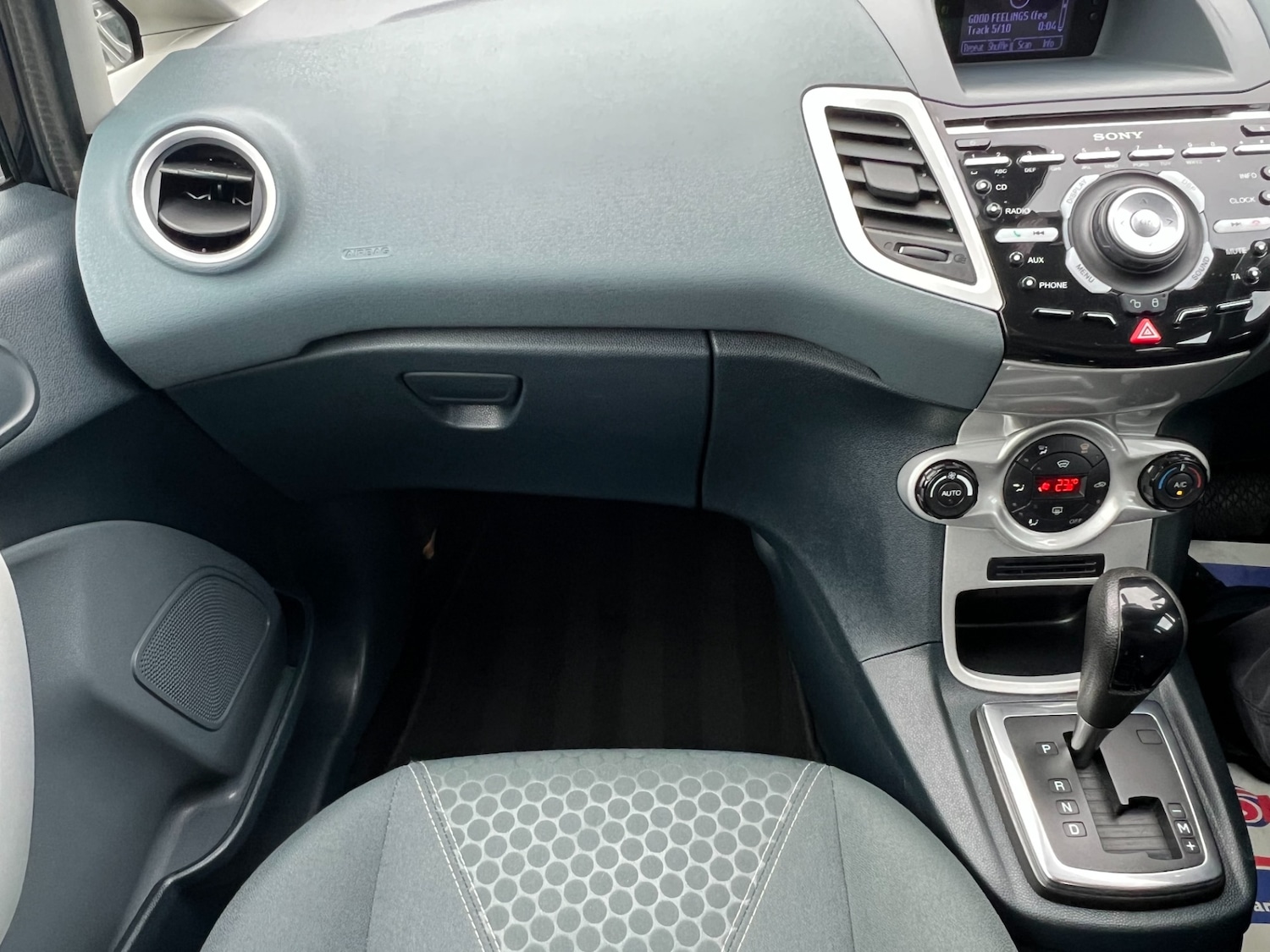 Used Ford Fiesta 2011 for sale - 76544419: Photo 34