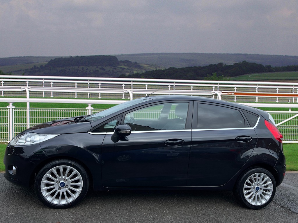 Used Ford Fiesta 2011 for sale - 76544419: Photo 4