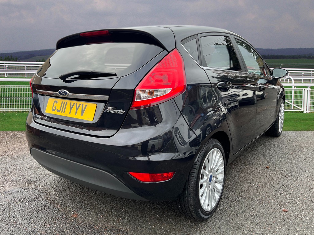 Used Ford Fiesta 2011 for sale - 76544419: Photo 6