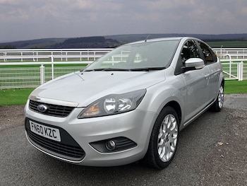 Used Ford Focus 2010 for sale - 76287458: Photo 3