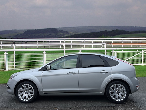 Used Ford Focus 2010 for sale - 76287458: Photo 4