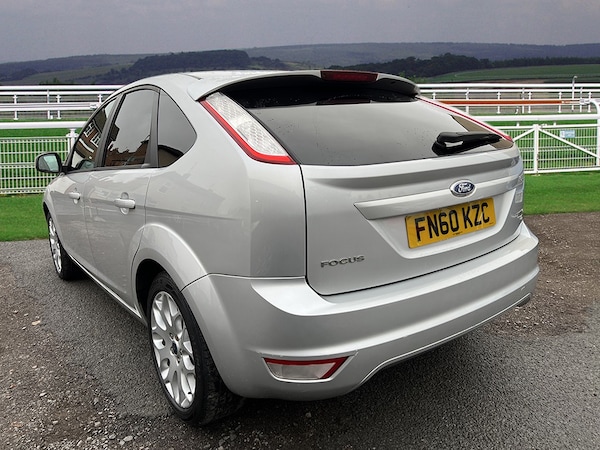 Used Ford Focus 2010 for sale - 76287458: Photo 5