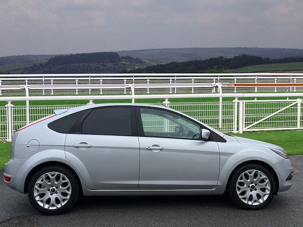 Used Ford Focus 2010 for sale - 76287458: Photo 8