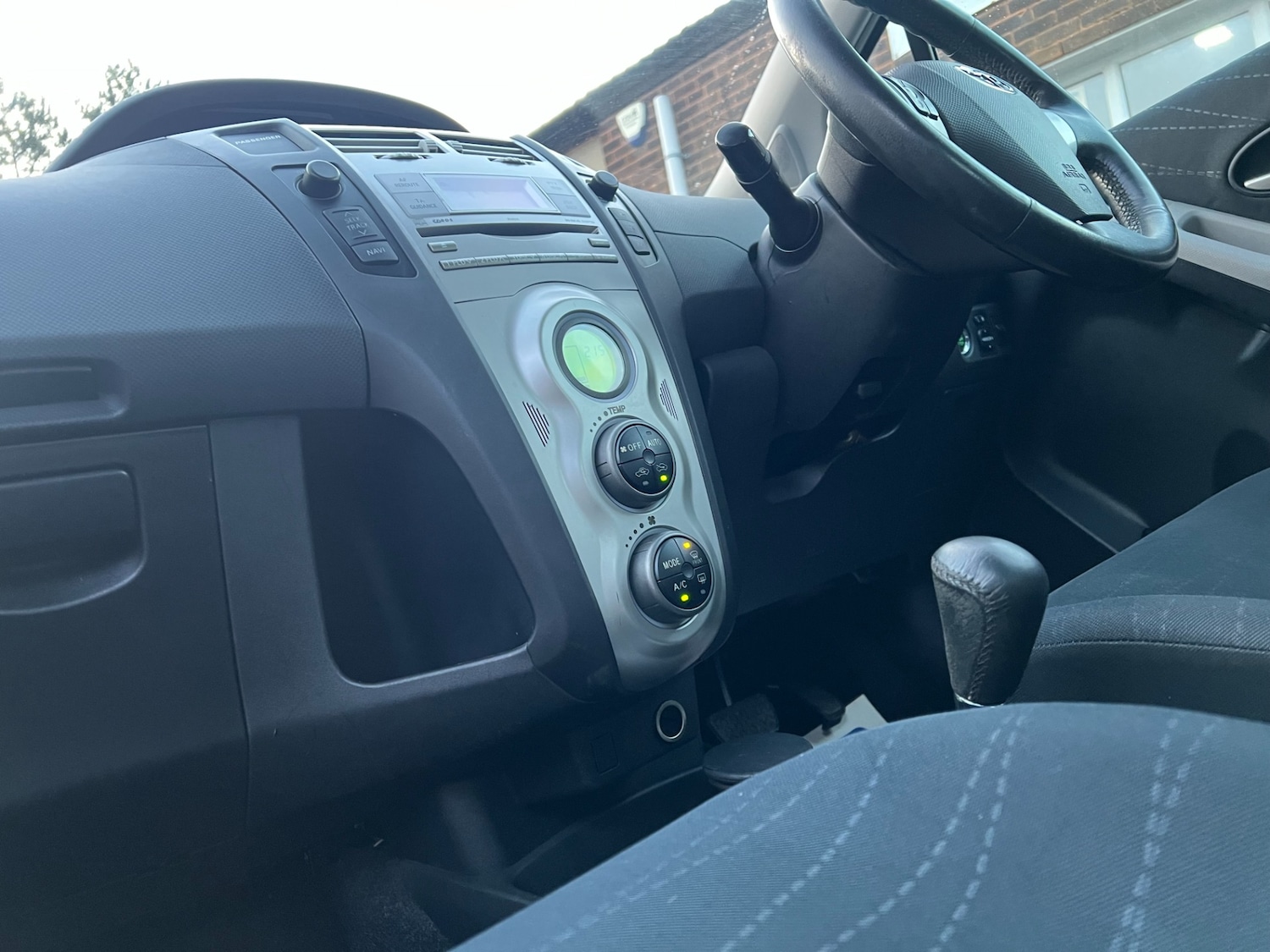 Used Toyota Yaris 2007 for sale - 77475057: Photo 25