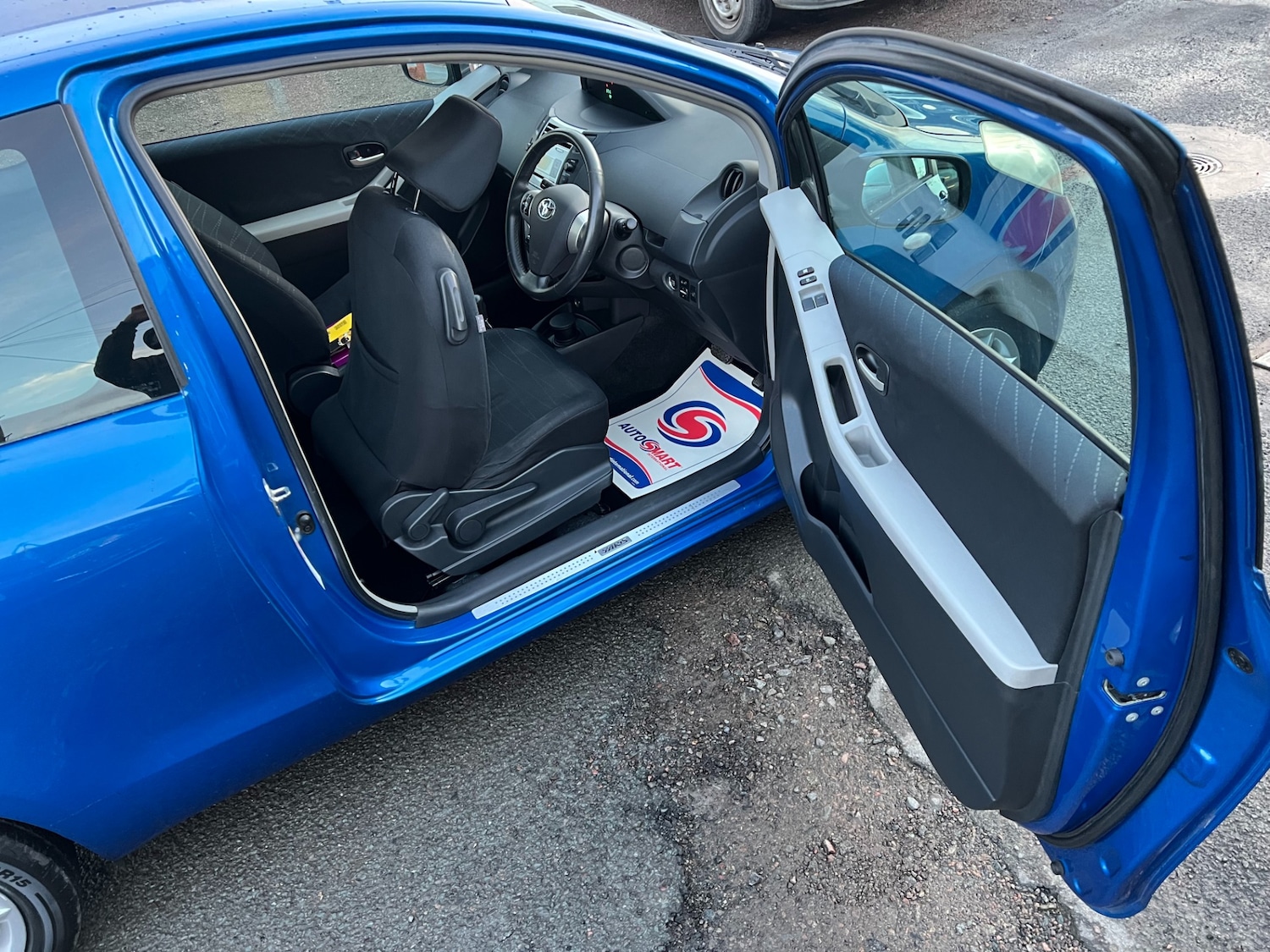 Used Toyota Yaris 2007 for sale - 77475057: Photo 38