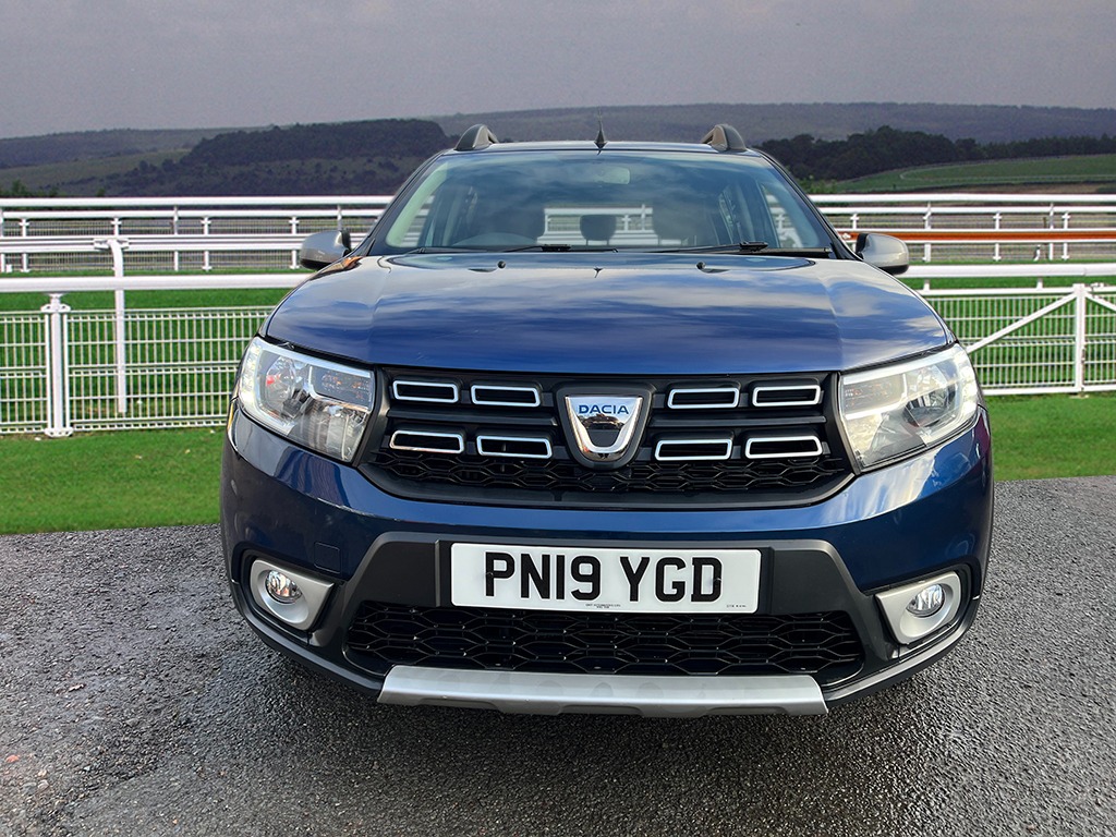 Used Dacia Sandero Stepway 2019 for sale - 77258811: Photo 3