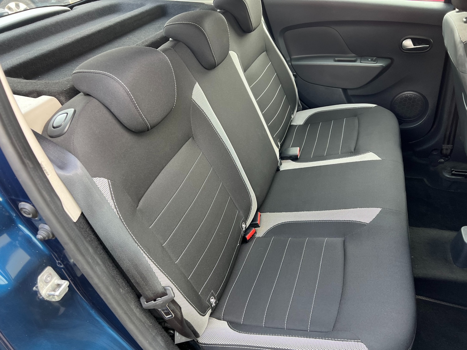 Used Dacia Sandero Stepway 2019 for sale - 77258811: Photo 45