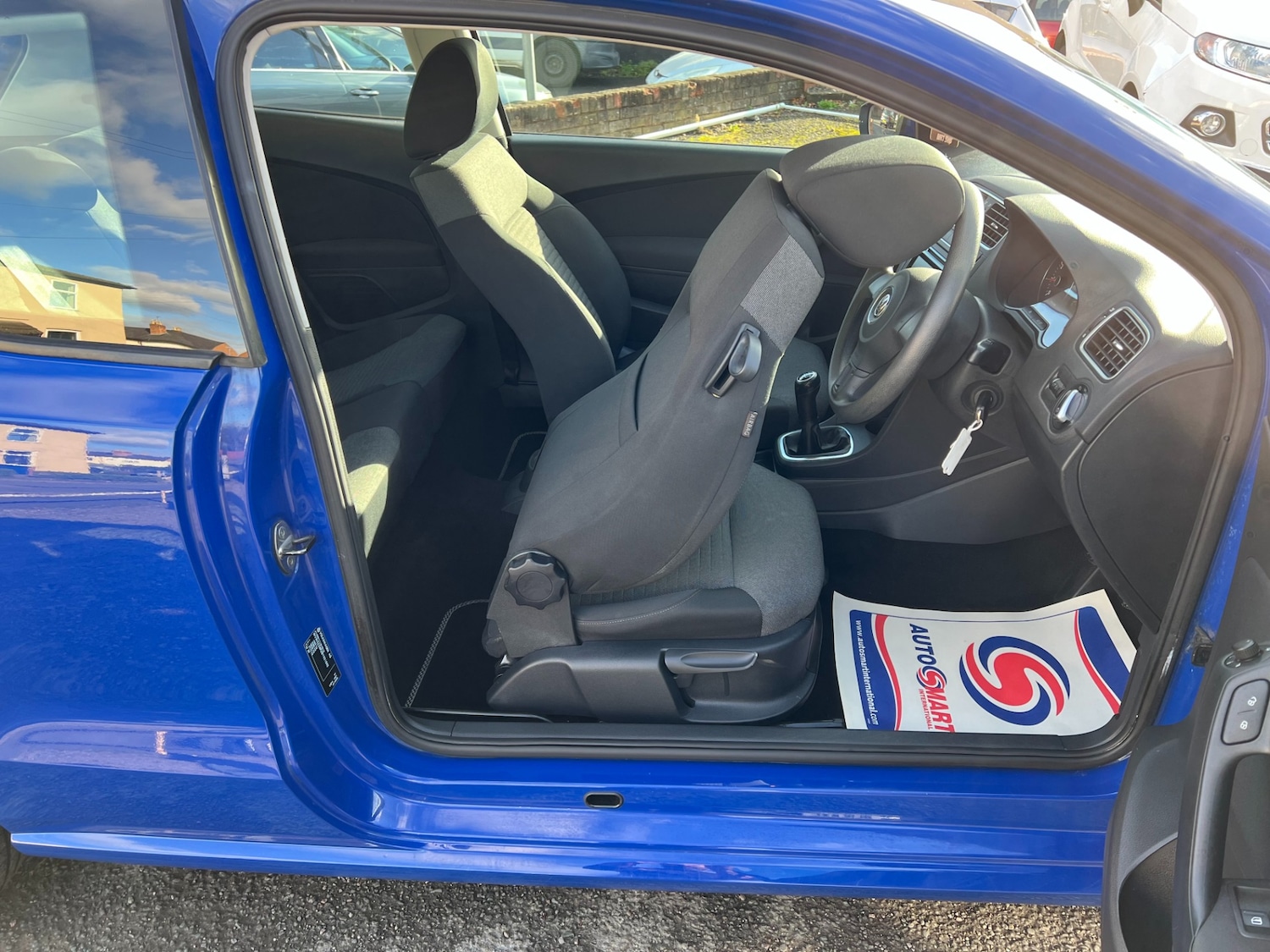 Used Volkswagen Polo 2010 for sale - 76532512: Photo 31