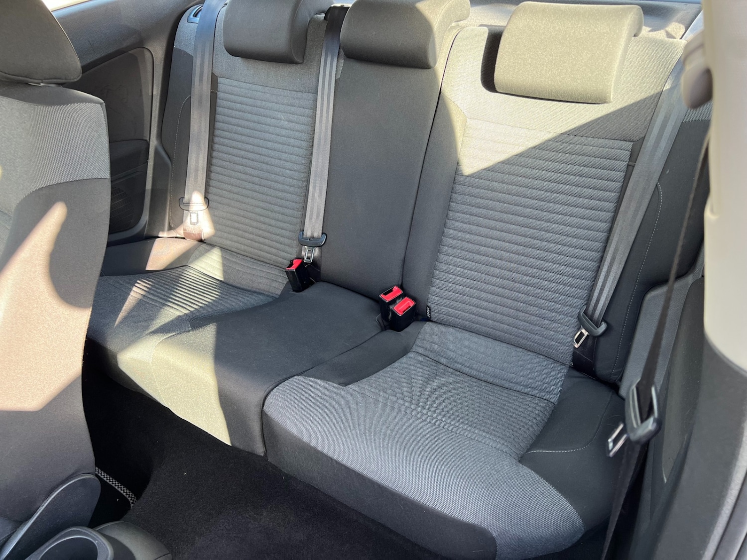 Used Volkswagen Polo 2010 for sale - 76532512: Photo 32