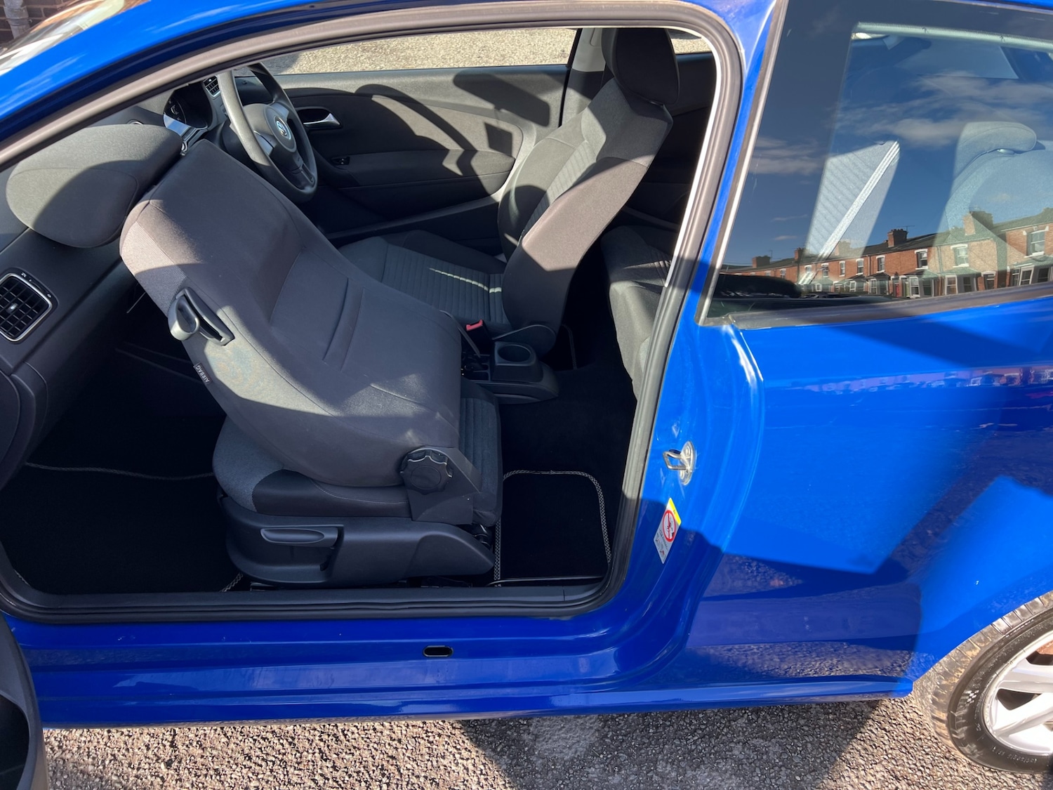 Used Volkswagen Polo 2010 for sale - 76532512: Photo 33