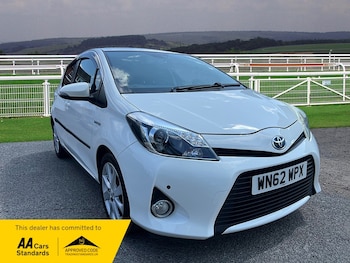 Used Toyota Yaris 2012 for sale - 79295550: Photo