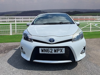Used Toyota Yaris 2012 for sale - 79295550: Photo