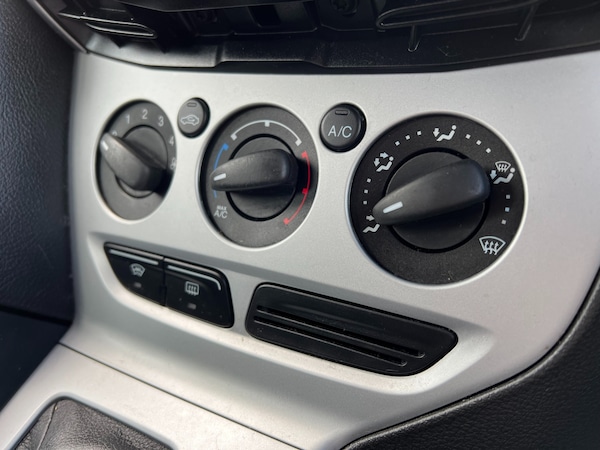 Used Ford Focus 2014 for sale - 75933184: Photo 27