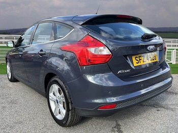 Used Ford Focus 2014 for sale - 75933184: Photo 2