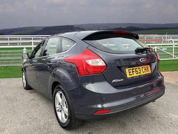 Used Ford Focus 2013 for sale - 76035901: Photo
