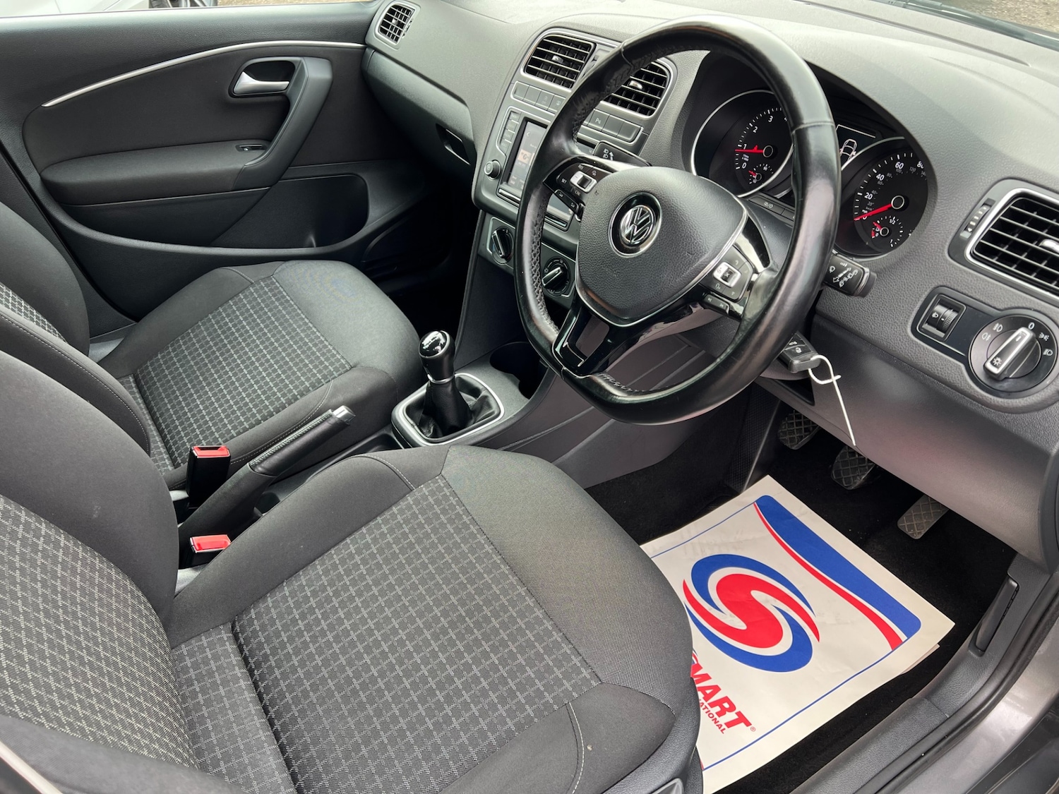 Used Volkswagen Polo 2017 for sale - 76208700: Photo 10