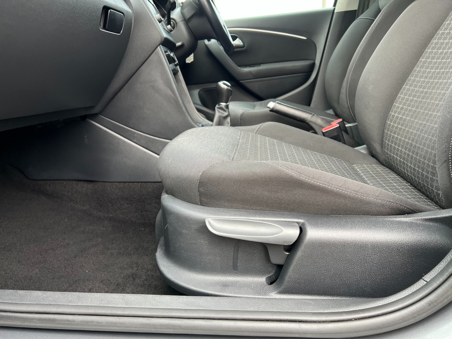 Used Volkswagen Polo 2017 for sale - 76208700: Photo 24