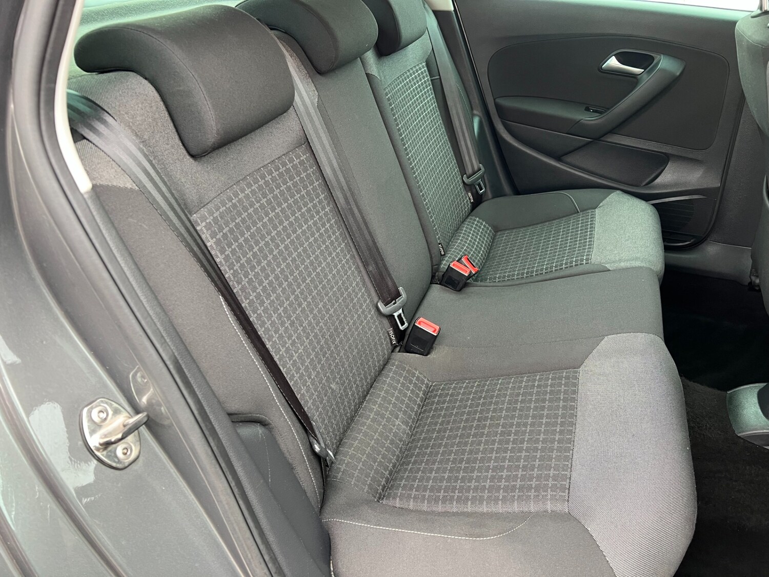 Used Volkswagen Polo 2017 for sale - 76208700: Photo 42