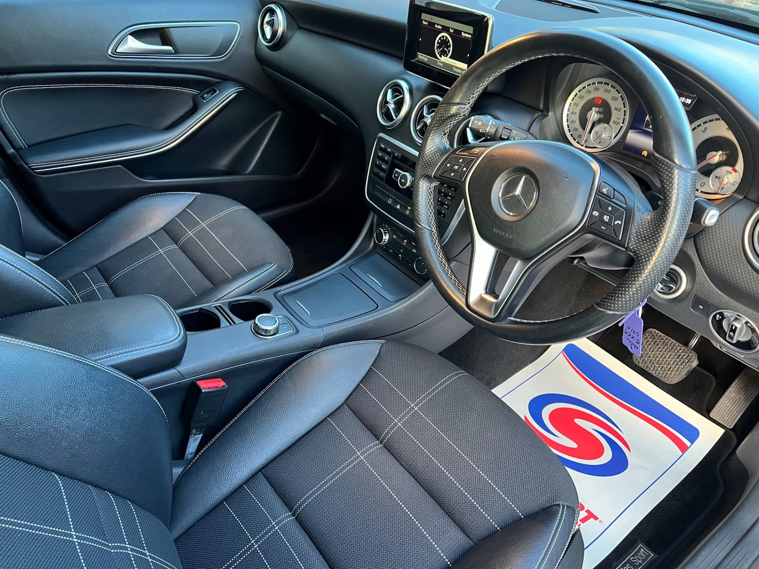 Used Mercedes-Benz A-Class 2015 for sale - 77149710: Photo 10