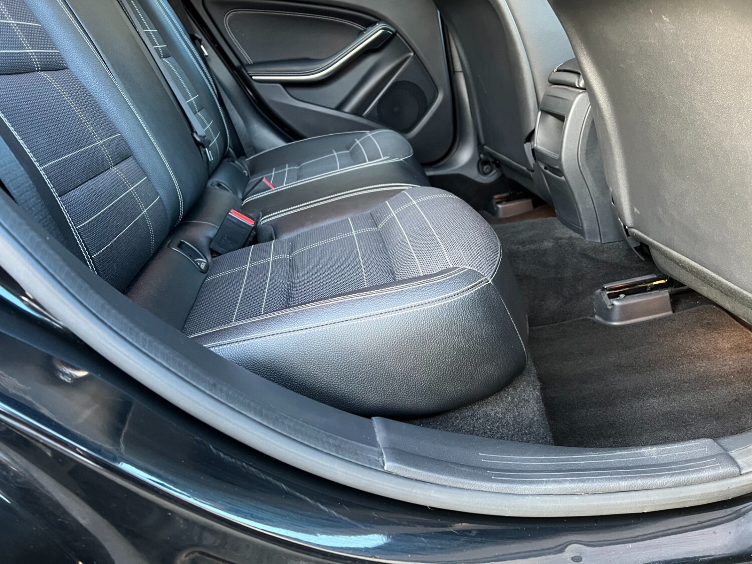 Used Mercedes-Benz A-Class 2015 for sale - 77149710: Photo 51