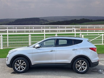 Used Hyundai Santa Fe 2014 for sale - 79111600: Photo