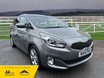 Used Kia Carens 2014 for sale - 78800965: Photo