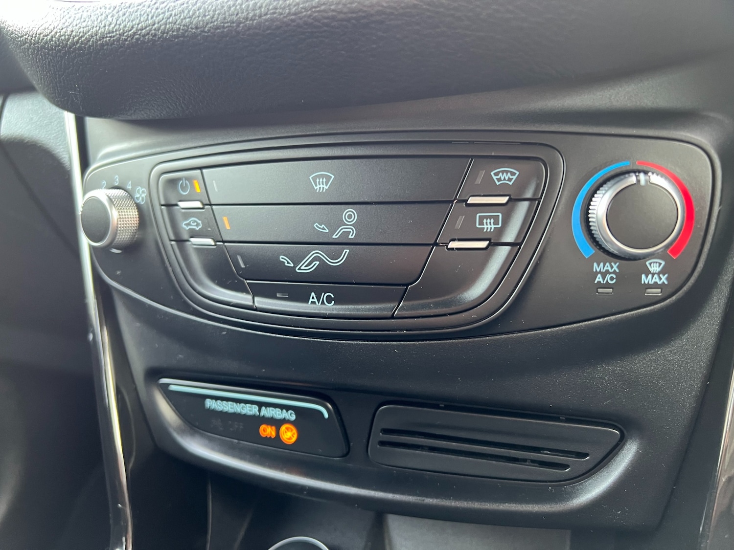 Used Ford B-MAX 2014 for sale - 76466605: Photo 26