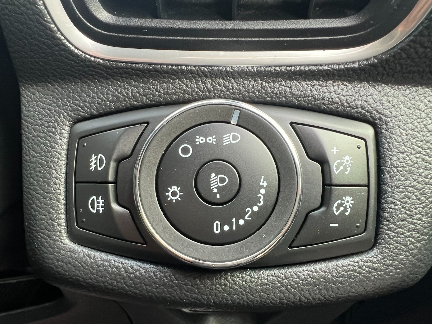 Used Ford B-MAX 2014 for sale - 76466605: Photo 28