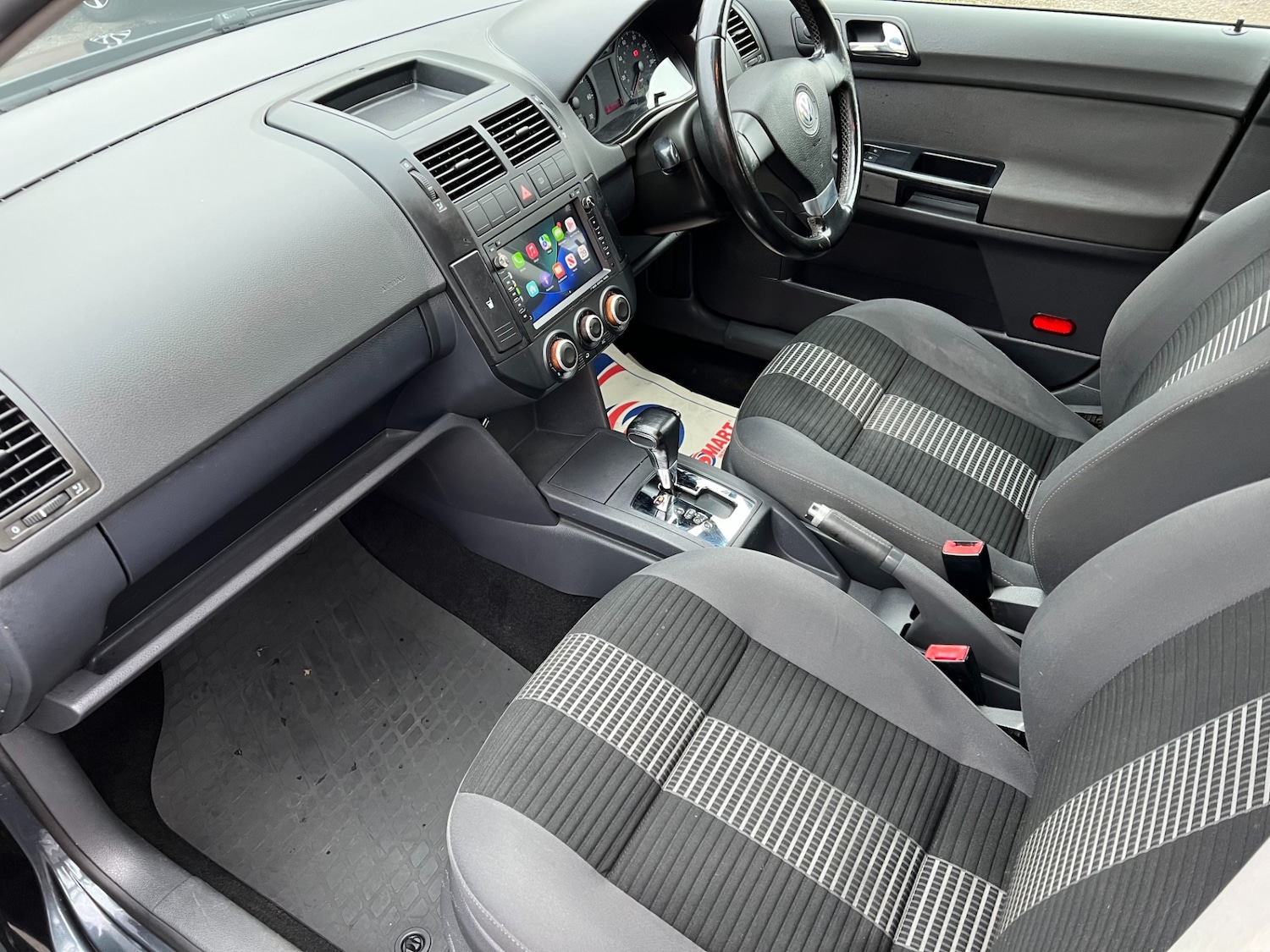 Used Volkswagen Polo 2009 for sale - 77377810: Photo 12