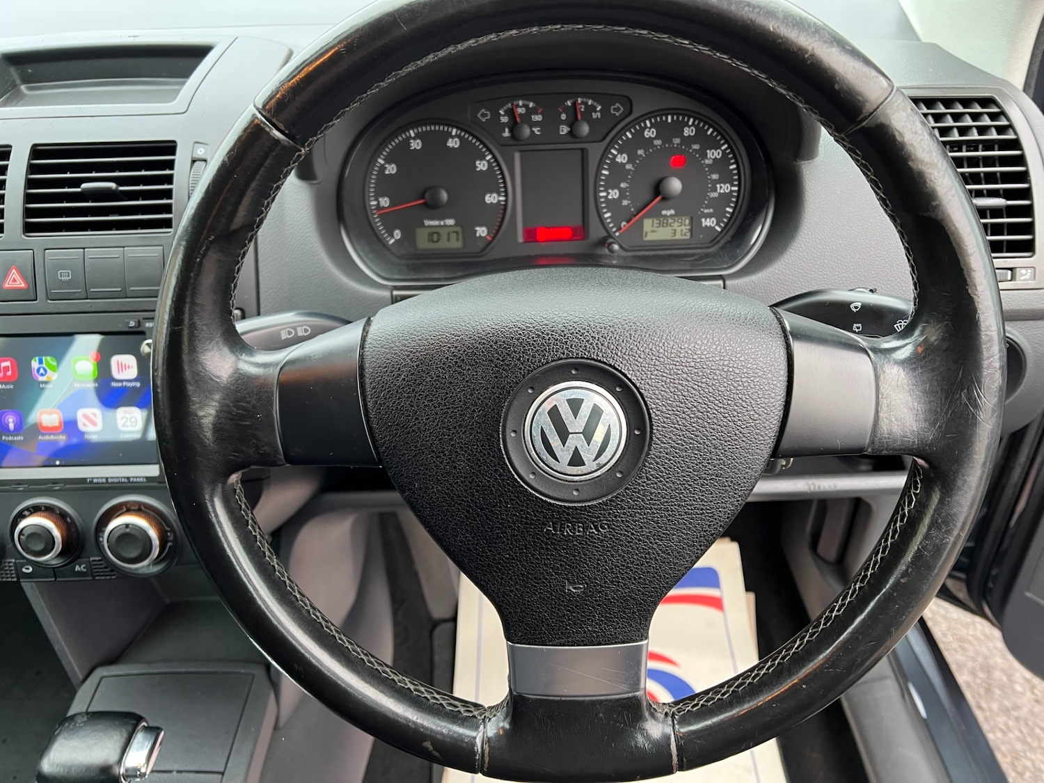 Used Volkswagen Polo 2009 for sale - 77377810: Photo 13