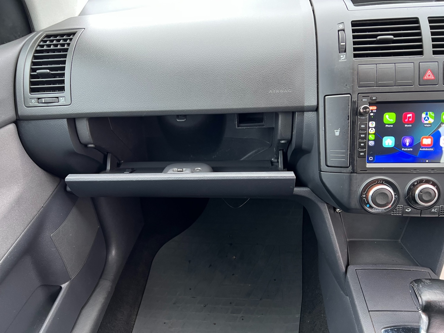 Used Volkswagen Polo 2009 for sale - 77377810: Photo 27