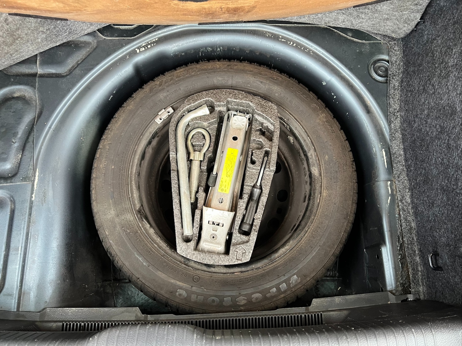 Used Volkswagen Polo 2009 for sale - 77377810: Photo 50