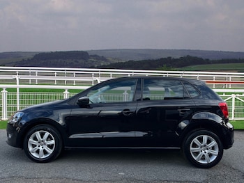 Used Volkswagen Polo 2011 for sale - 75931458: Photo