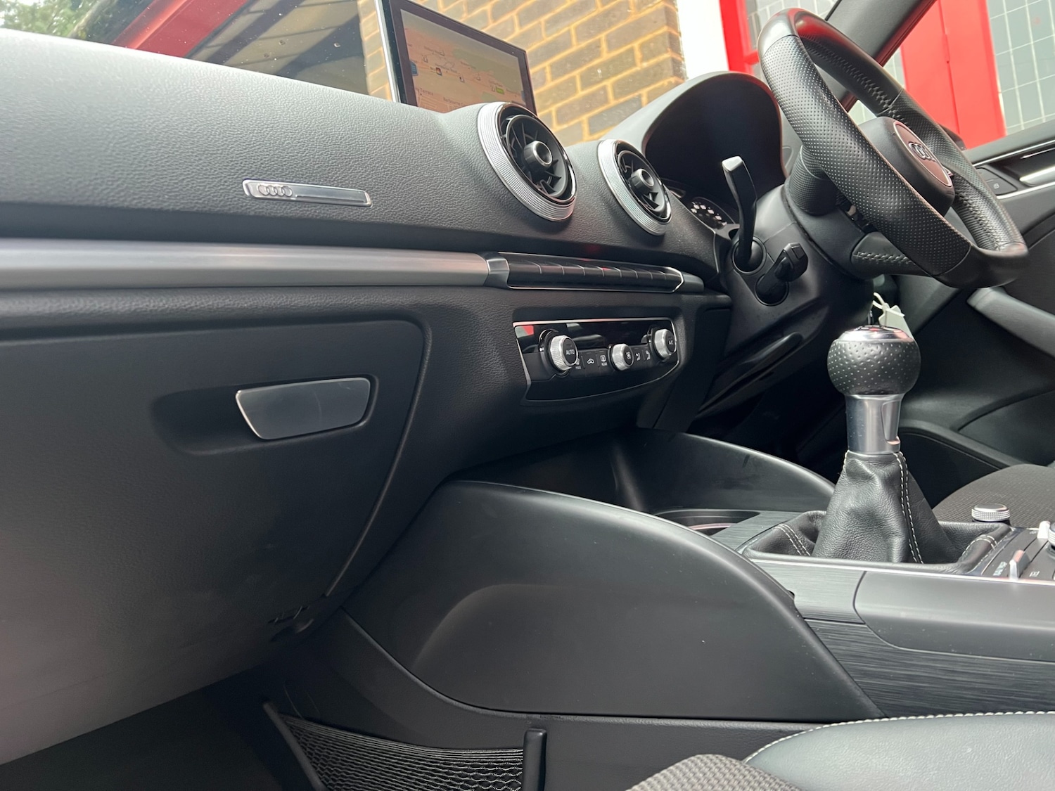 Used Audi A3 2017 for sale - 77326401: Photo 15