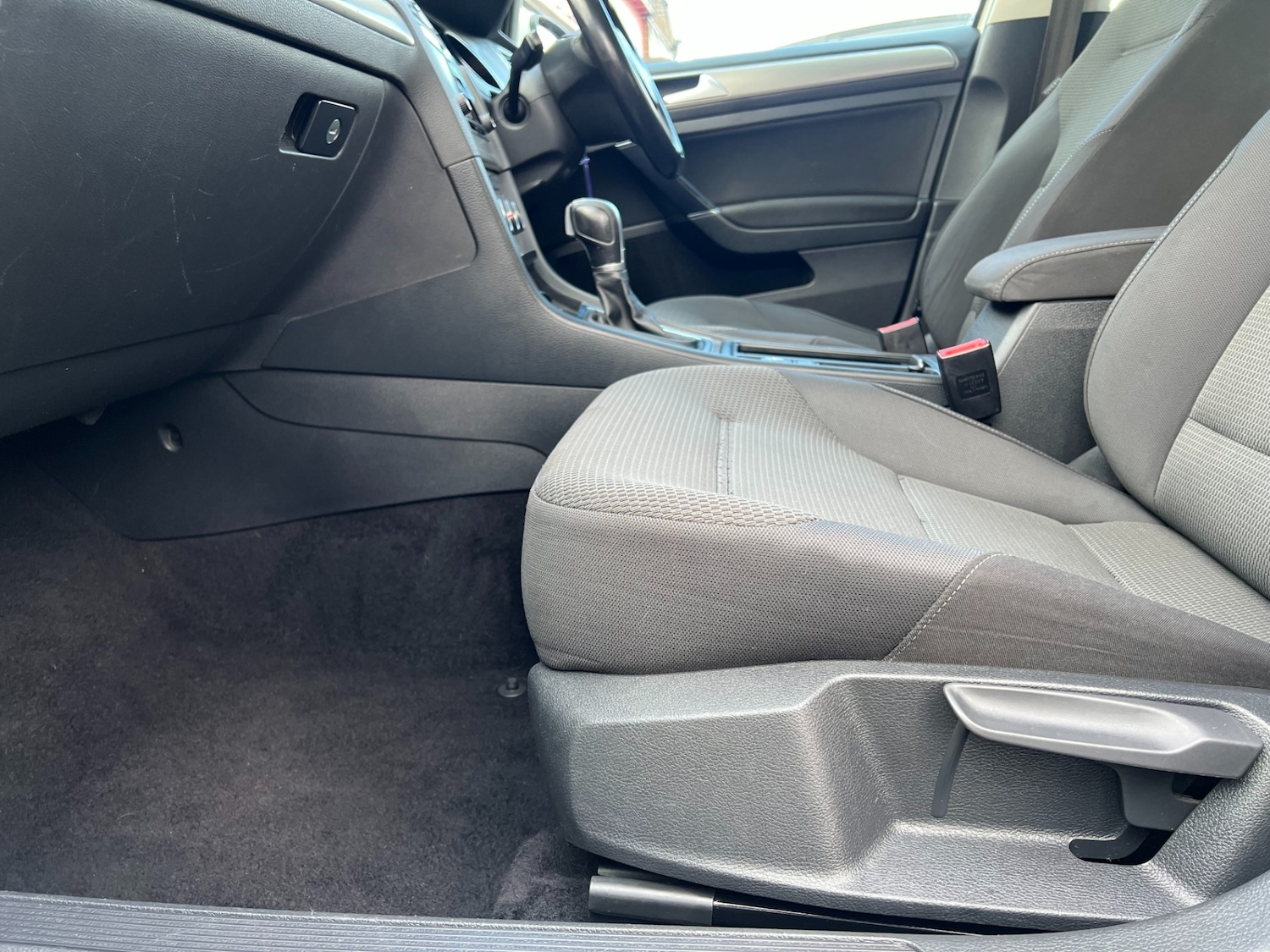 Used Volkswagen Golf 2015 for sale - 76518581: Photo 26